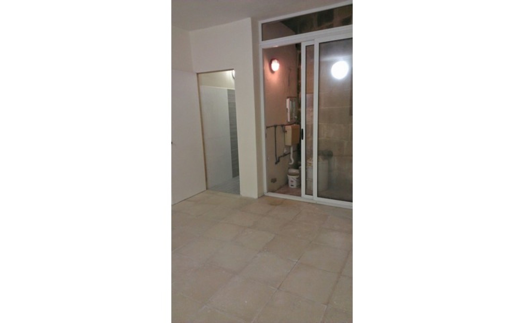 Shops for rent in Malta: 115 sqm Class 4B Shop in St Venera