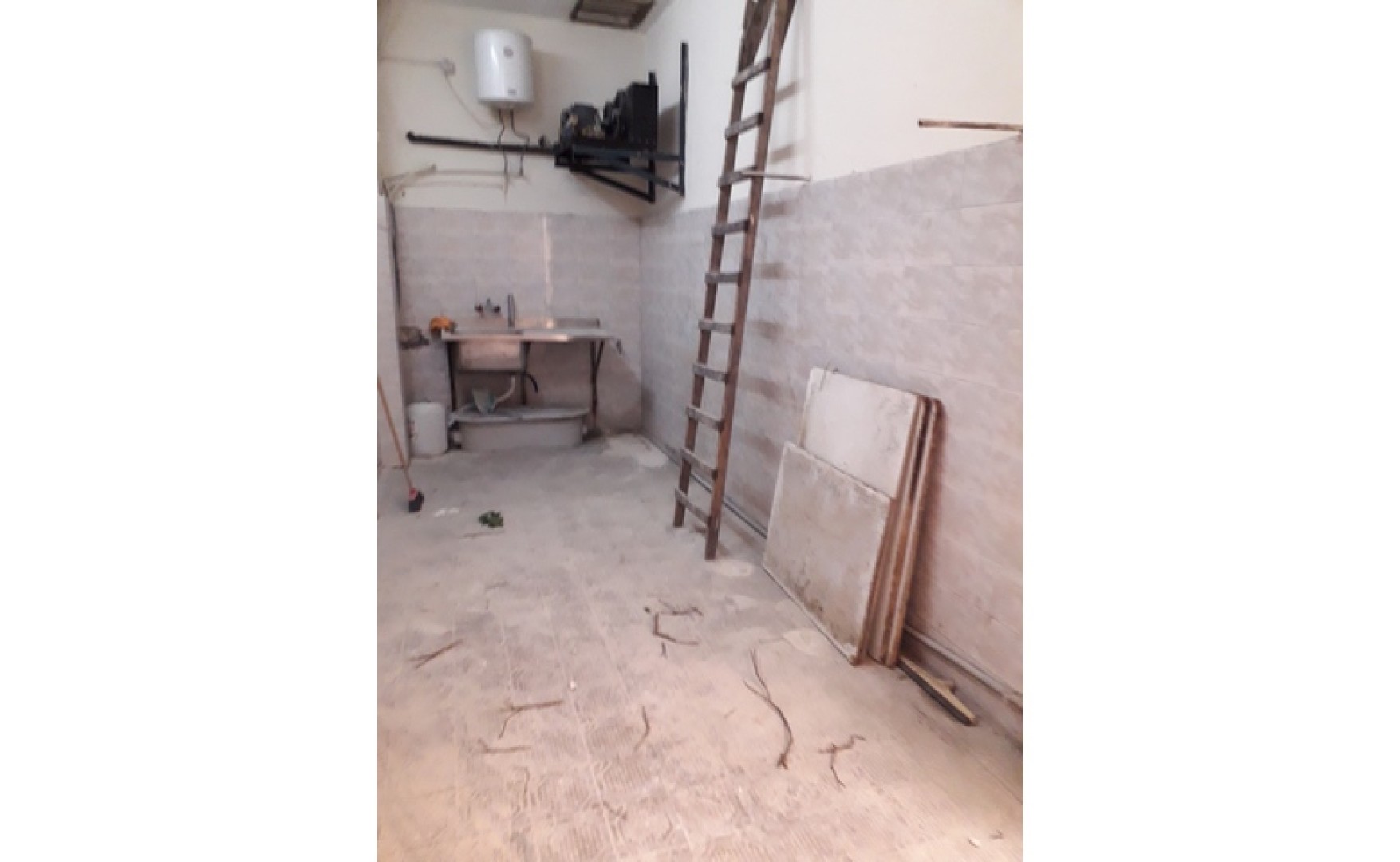 Shops for rent in Malta: Mosta 104sqm premises to let