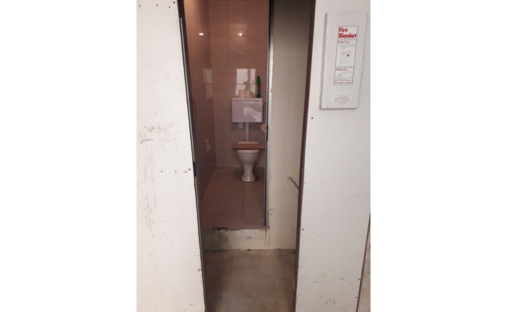 Shops for rent in Malta: Mosta 104sqm premises to let