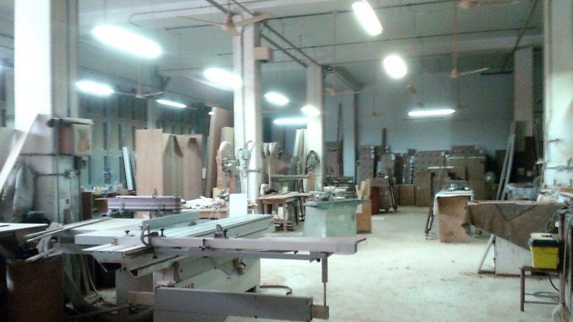 1200 square metre Warehouse For Rent in St Venera