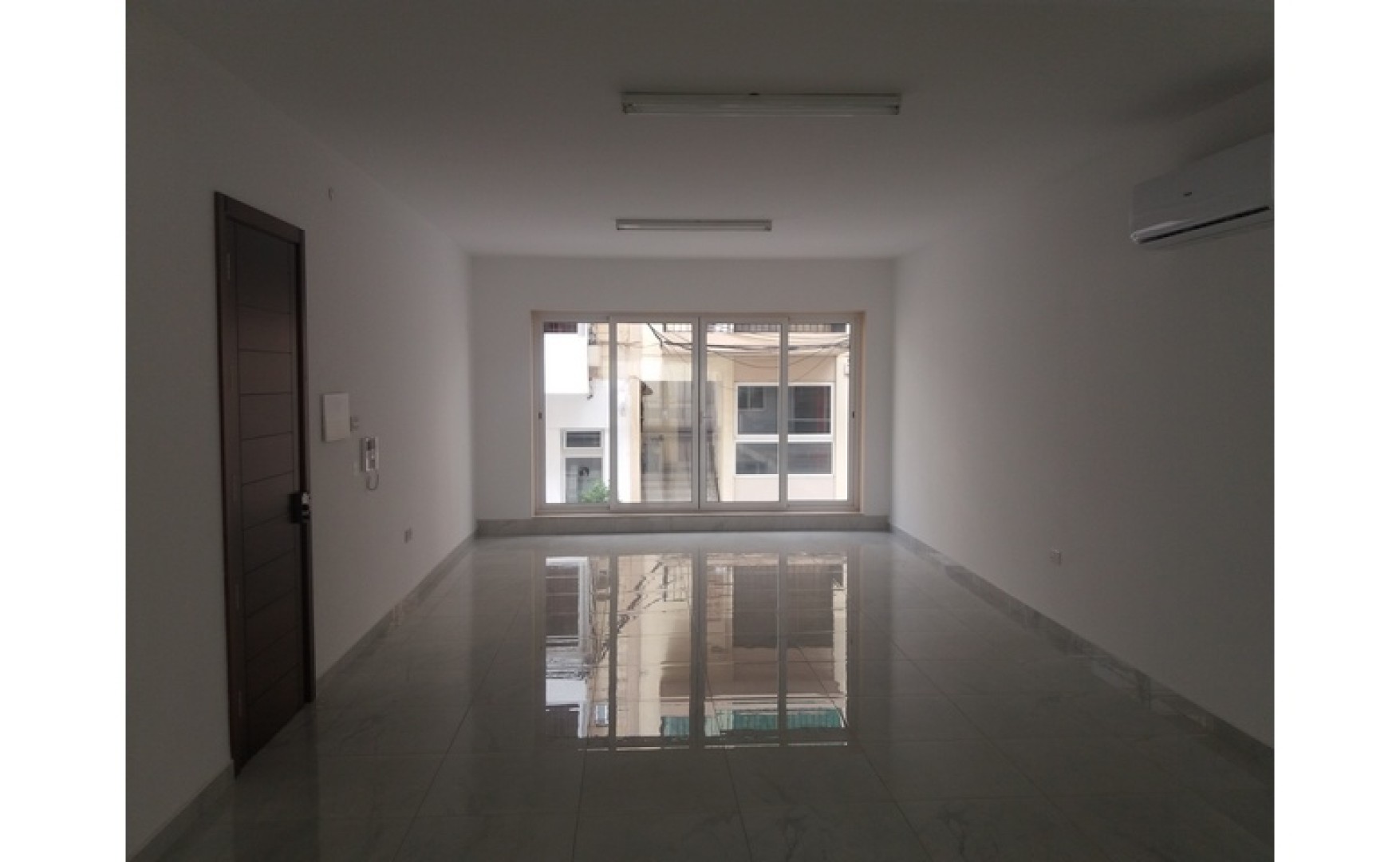 Offices for rent Malta: 240sqm premises with back terrace