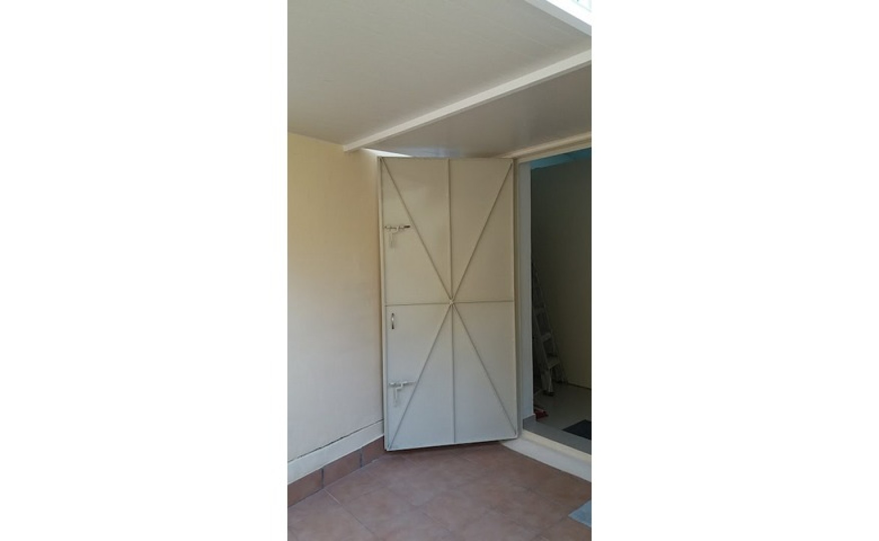 Offices for rent Malta: 70sqm premises for rent in St Venera