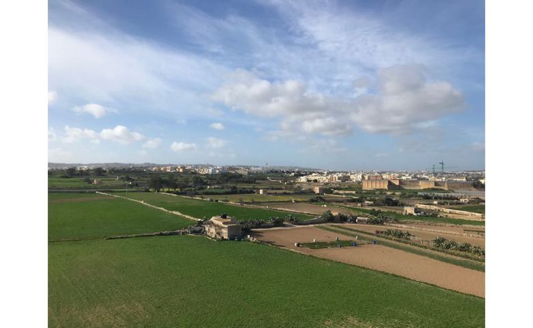 Real estate Malta: Qormi 820sqm premises for rent