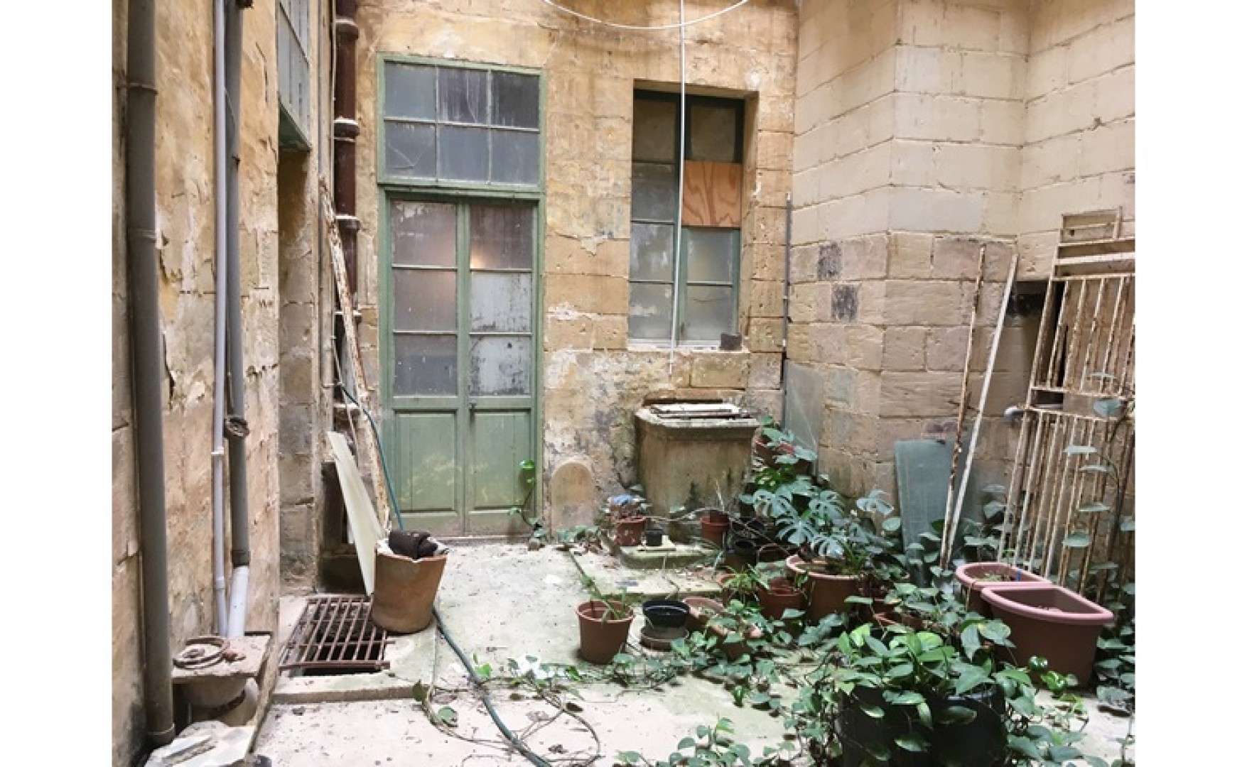 3 Apartments for sale in Valletta with potential to Build a Penthouse