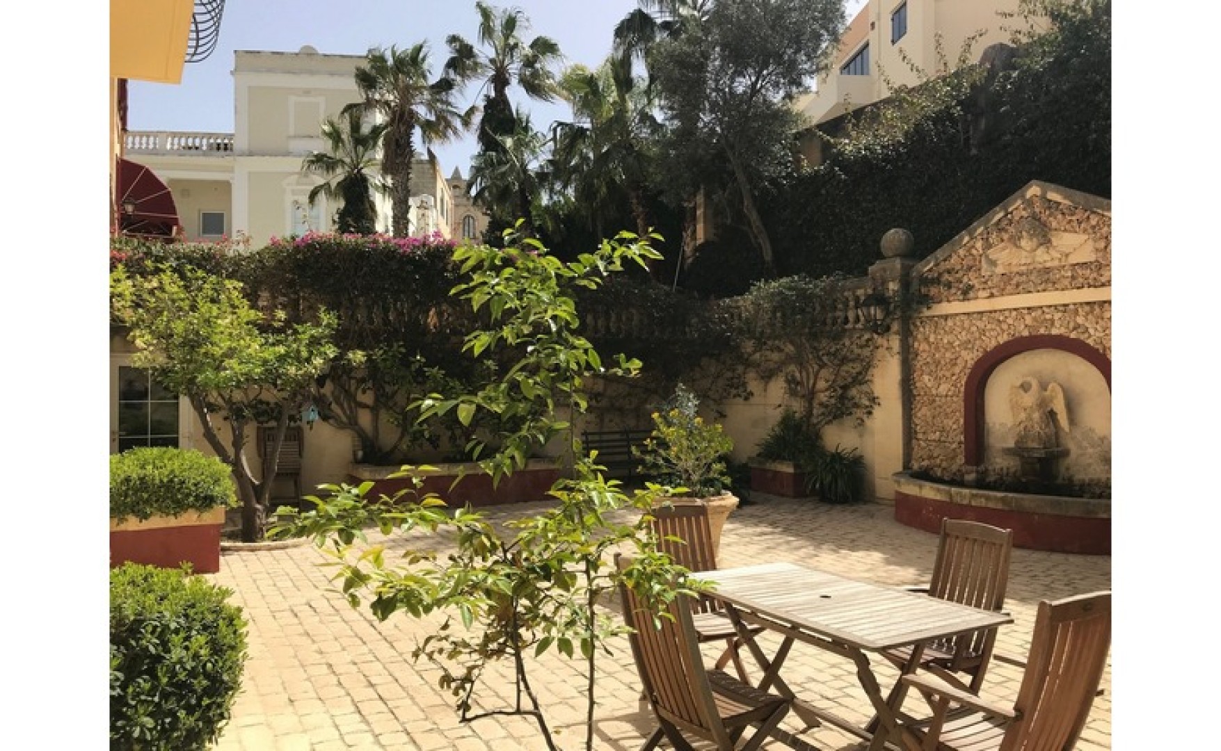 6 bedroom Palazzo with pool for rent in Ta xbiex