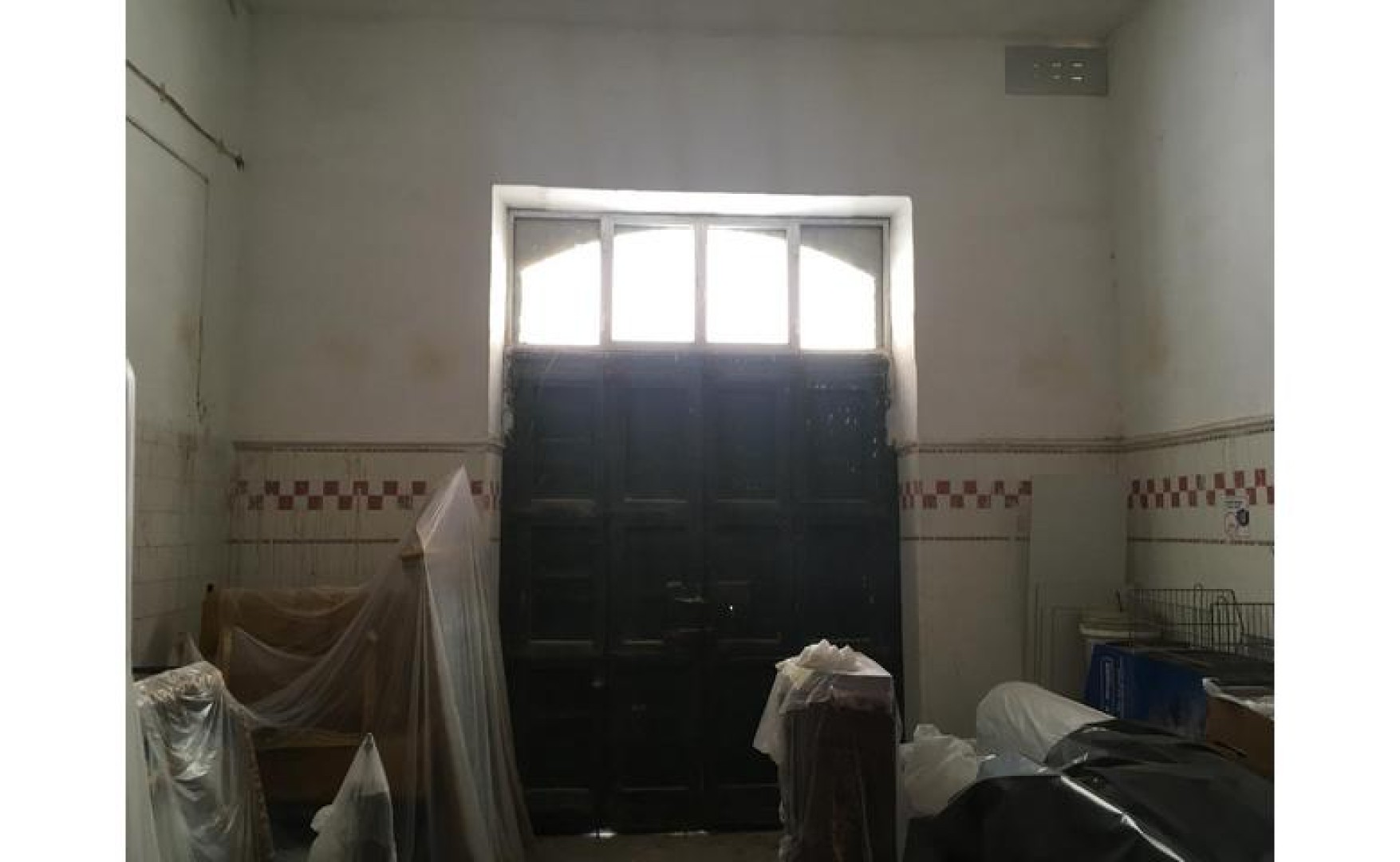 Snack Bar / Wine Bar / Gift Shop to let in Valletta with Nice Facade Situated Close to Lower Barraka Gardens