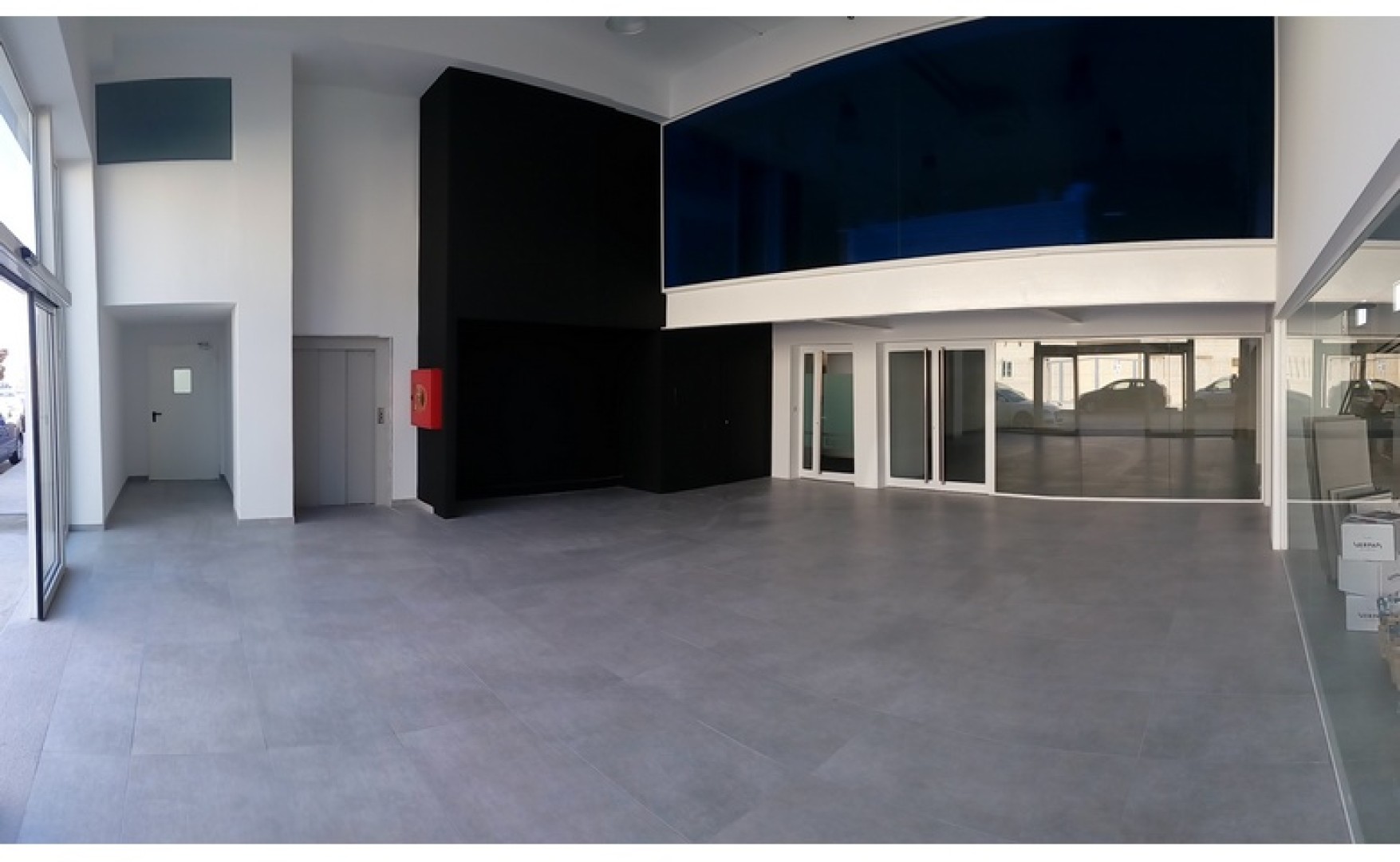 Shop to let Malta: Mriehel class 4C property