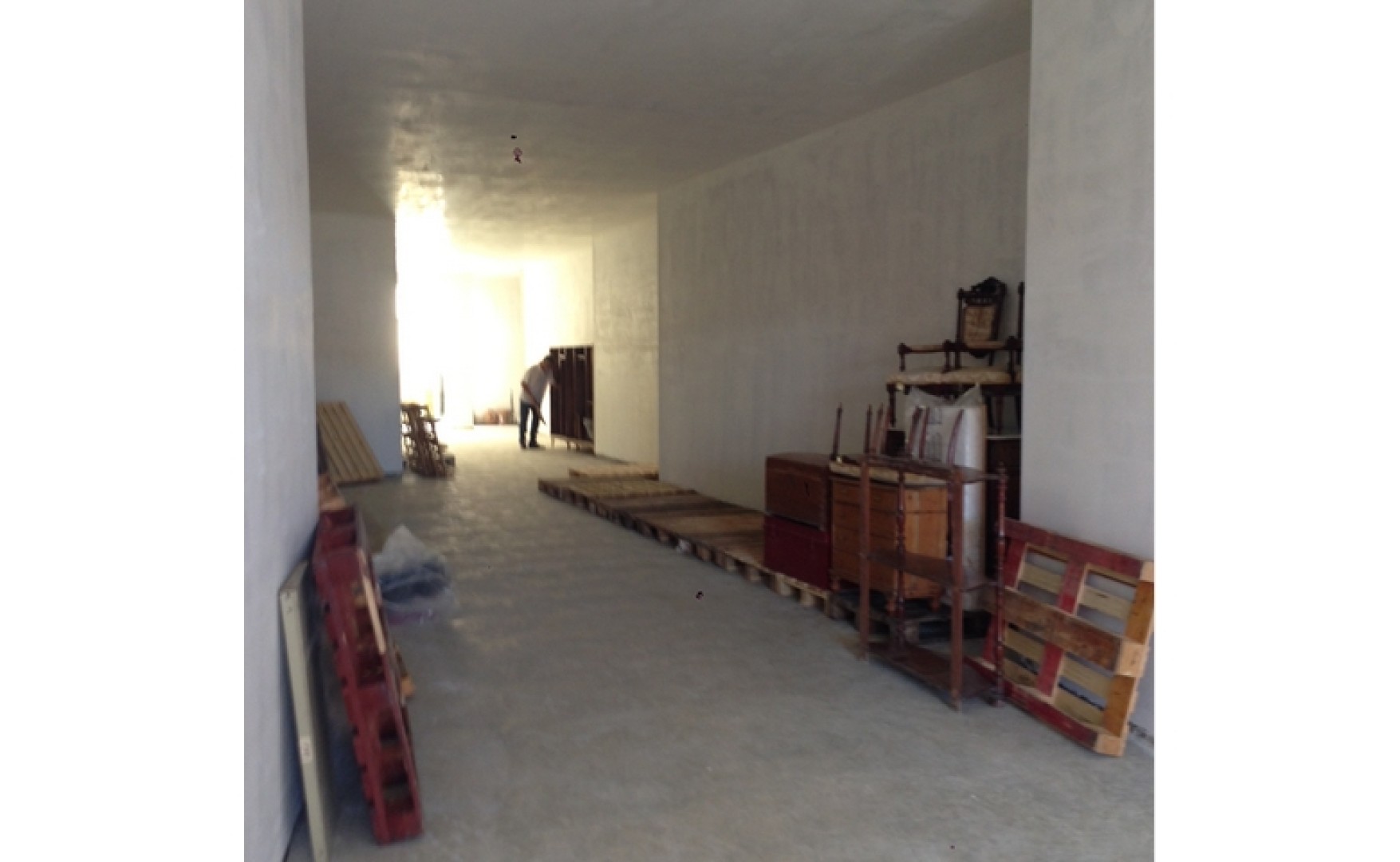 Shops for rent Malta: Ta' Xbiex 400sqm Shop that over looks the ta xbiex Marina