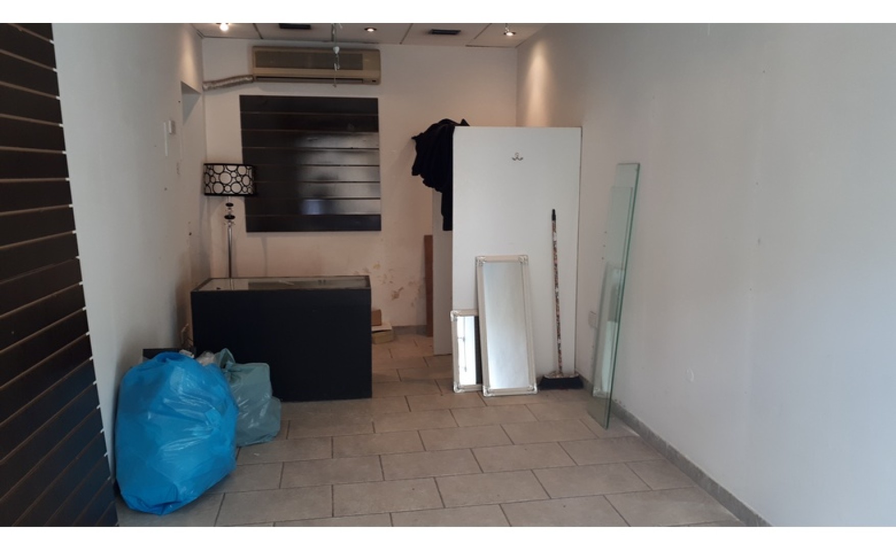 Shops for rent Malta: San Gwann 25sqm premises to let