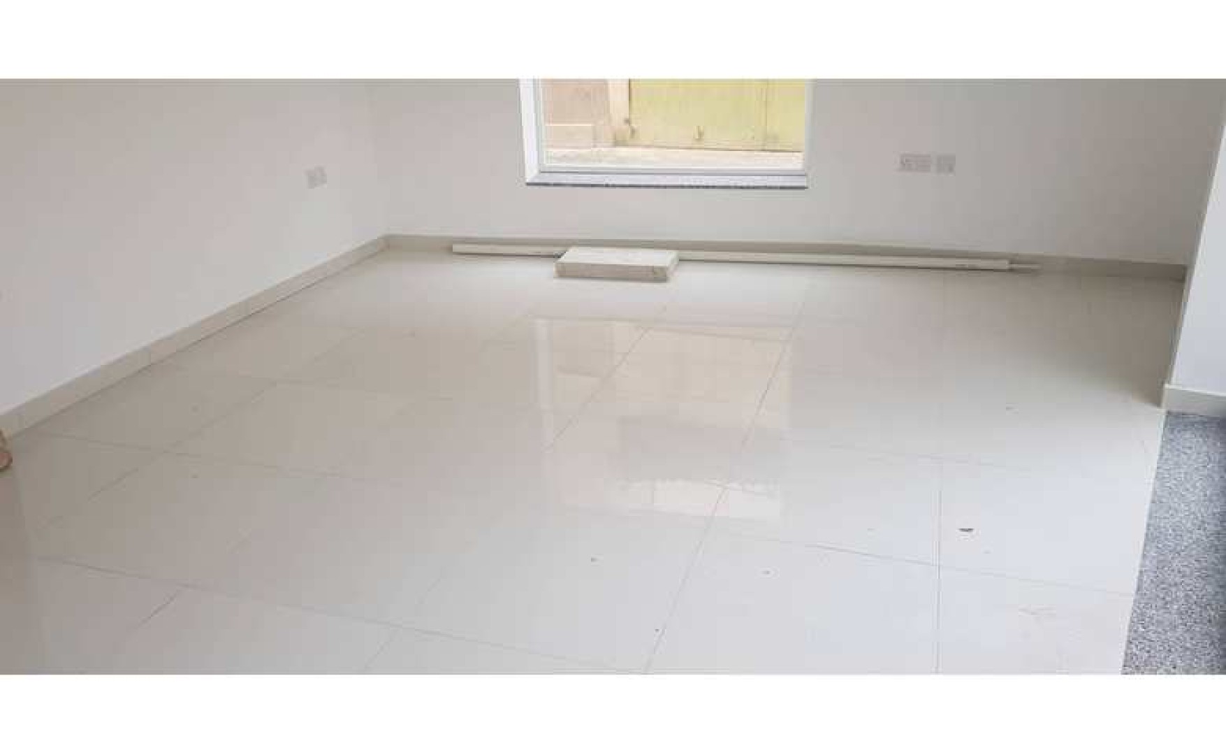 Shops for rent Malta: Naxxar 22sqm premises to let