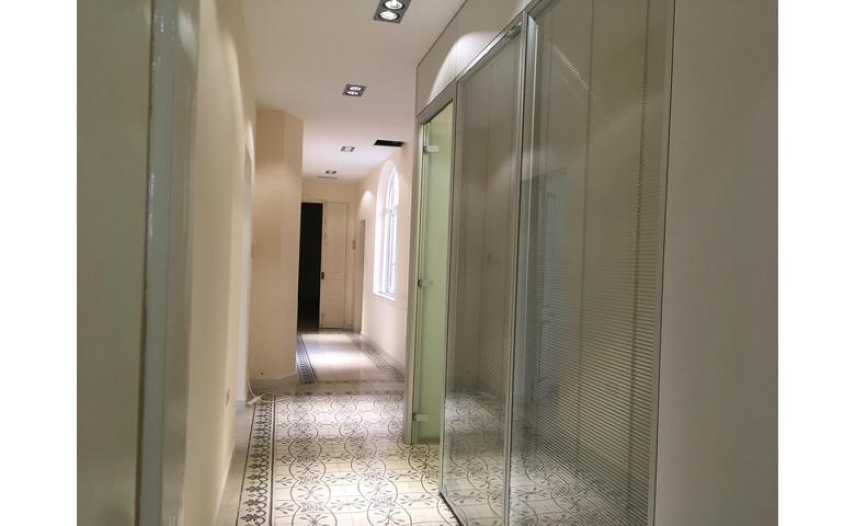 Office in Malta: 185sqm Premises for Rent In The Centre Of Valletta