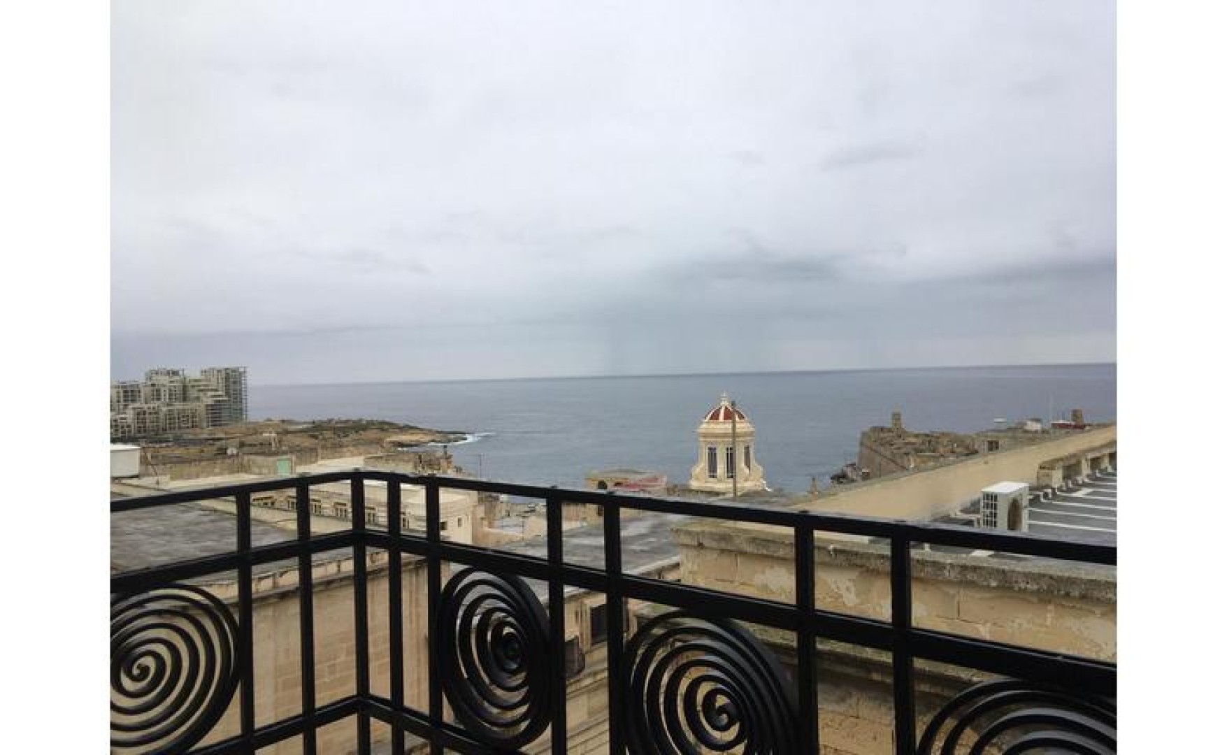 Office in Malta: 185sqm Premises for Rent In The Centre Of Valletta