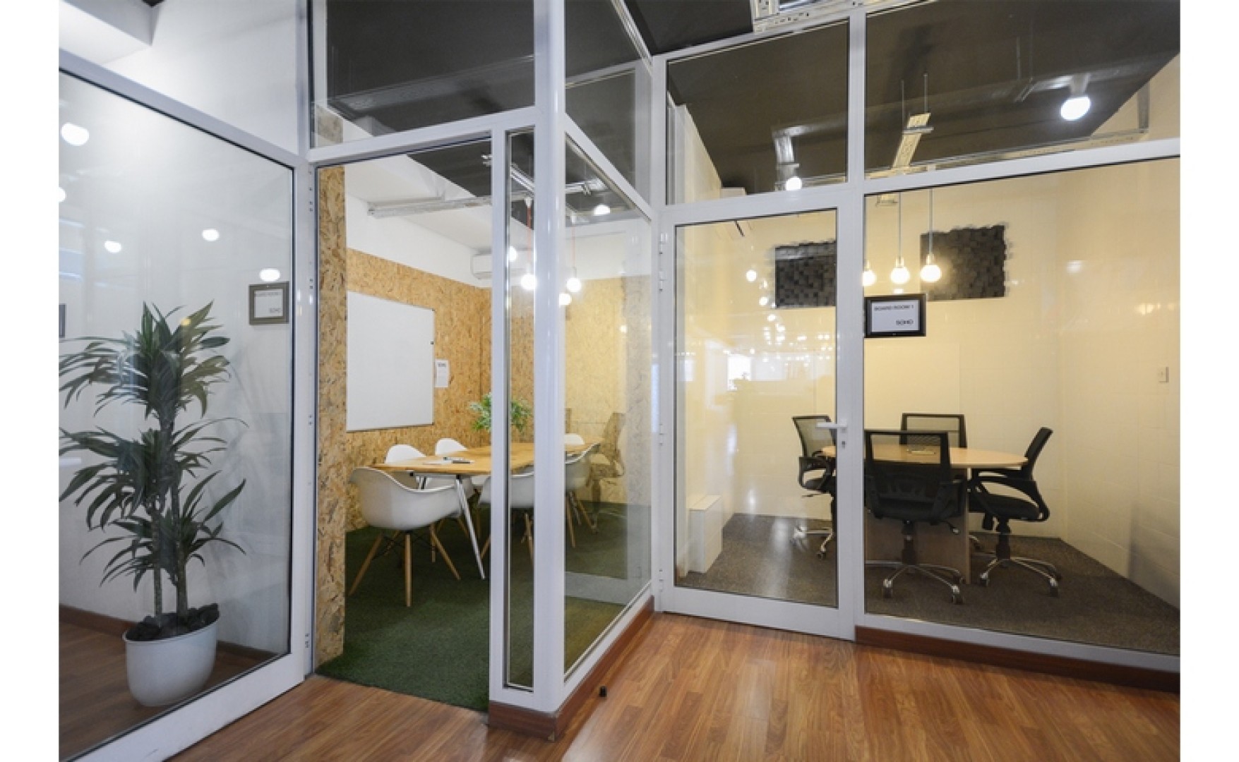 4 person desk office space to let in St.Julians