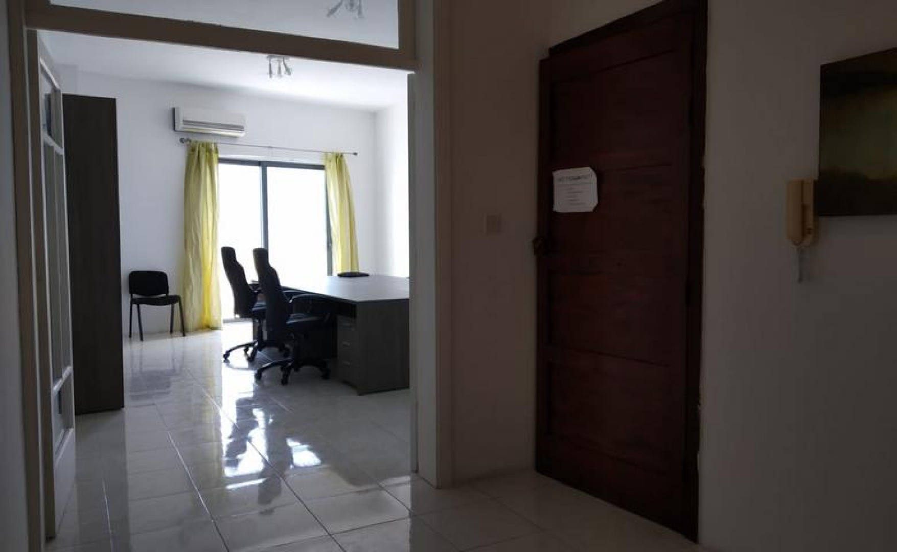 Sliema office with seaviews for rent