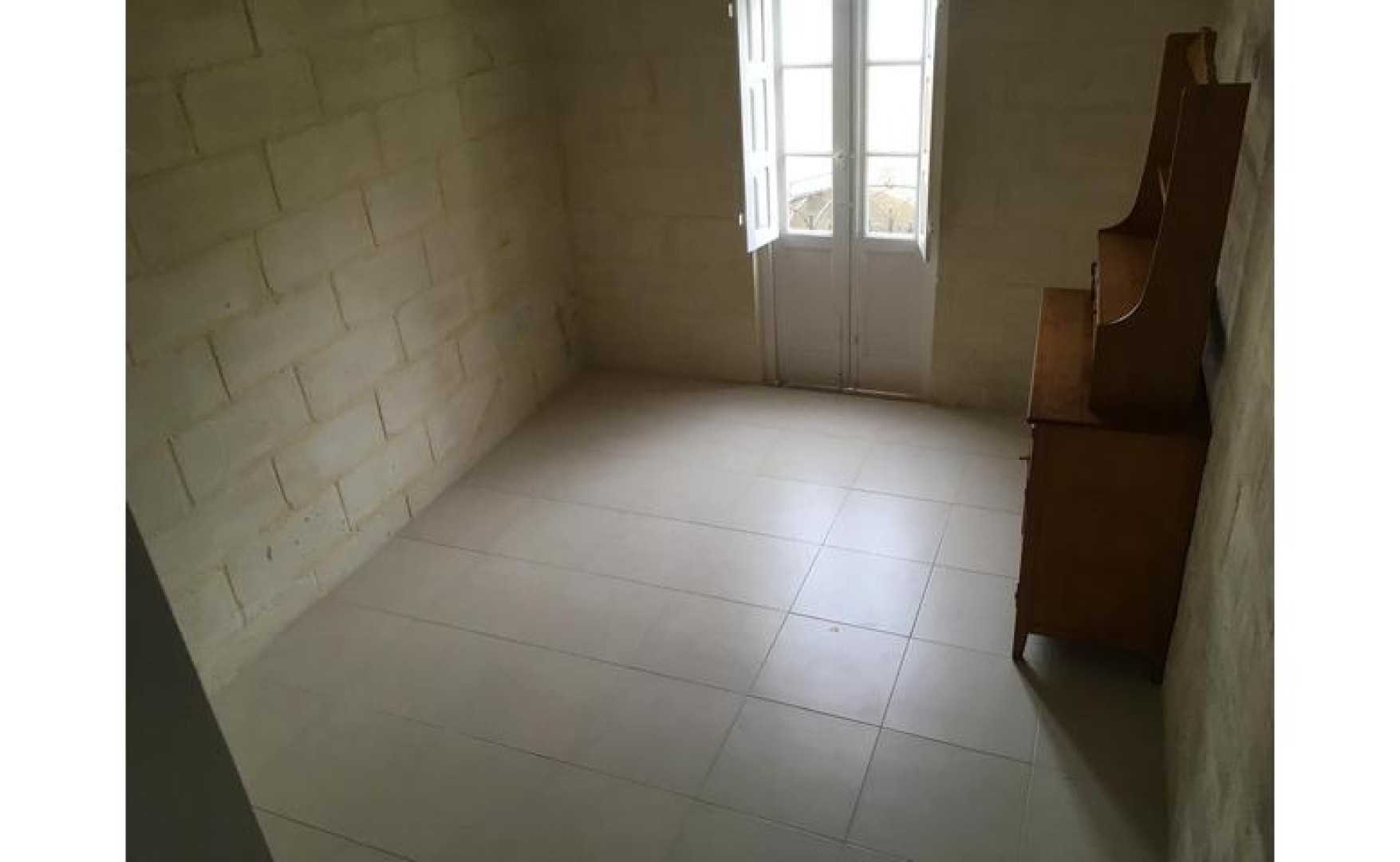 Shops for Rent in Malta: Outlet on 3 Floors In the Hub Of Valletta