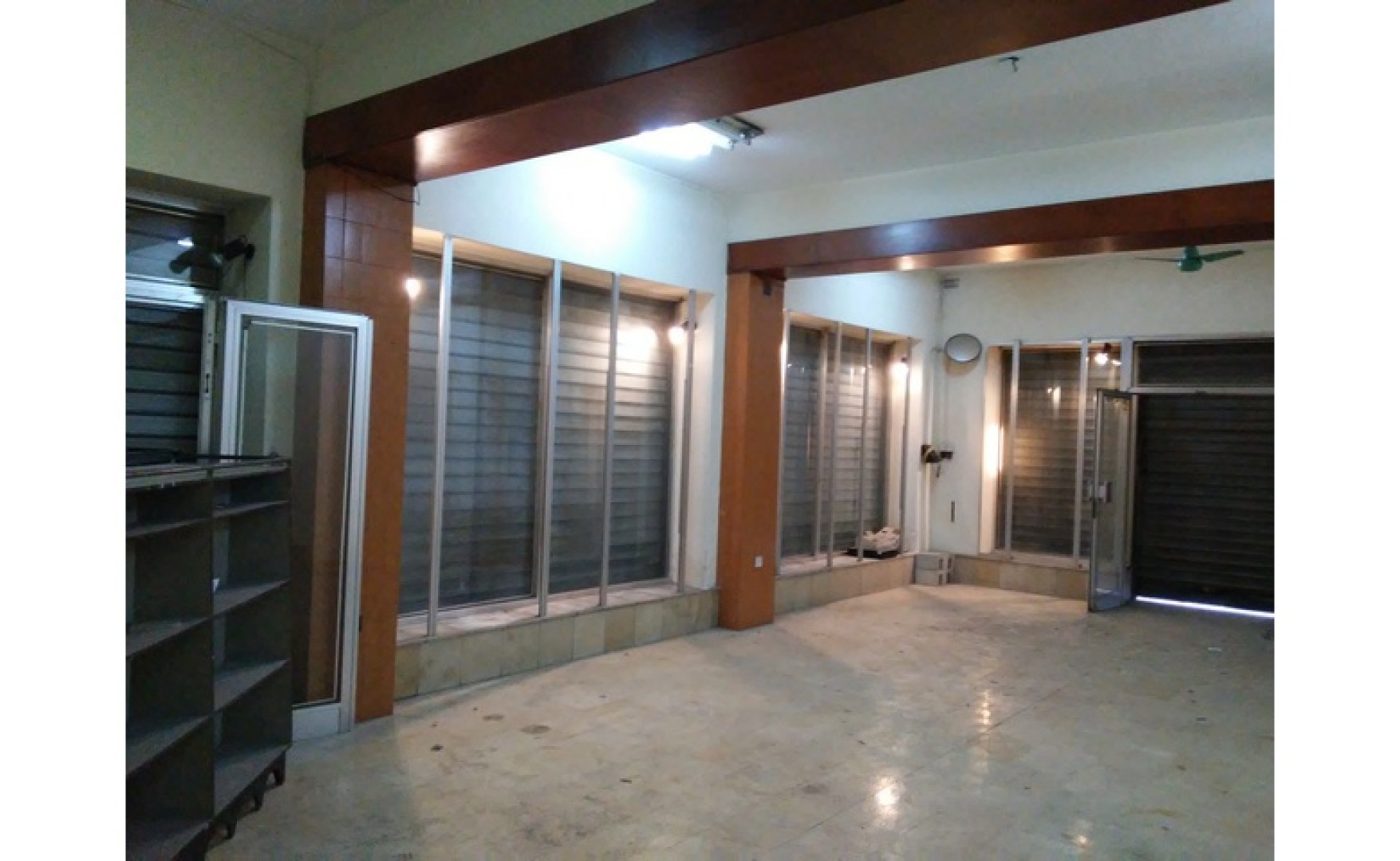 Shops for rent Malta: Fgura 72sqm premises to let