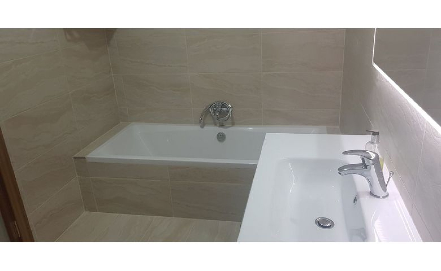 Swieqi modern apartment for rent with 3 bedrooms