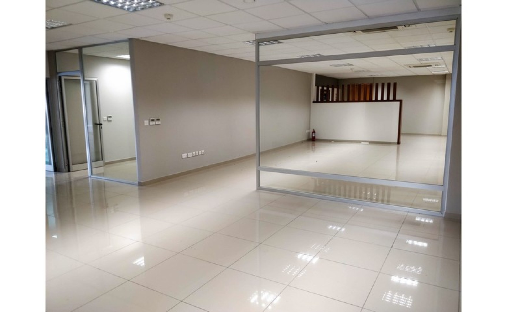 Modern Office for rent in mriehel with an area of 266sqm and optional parking for rent