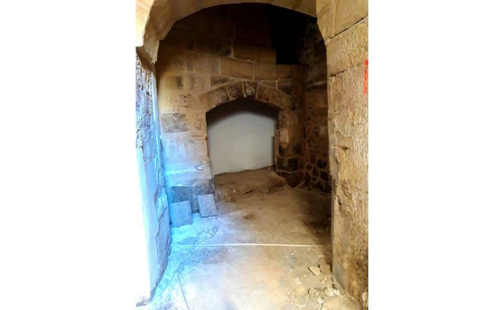 Restaurant to let Malta: Rabat huge 4 levels restaurant for rent in a 550 years old Bottega