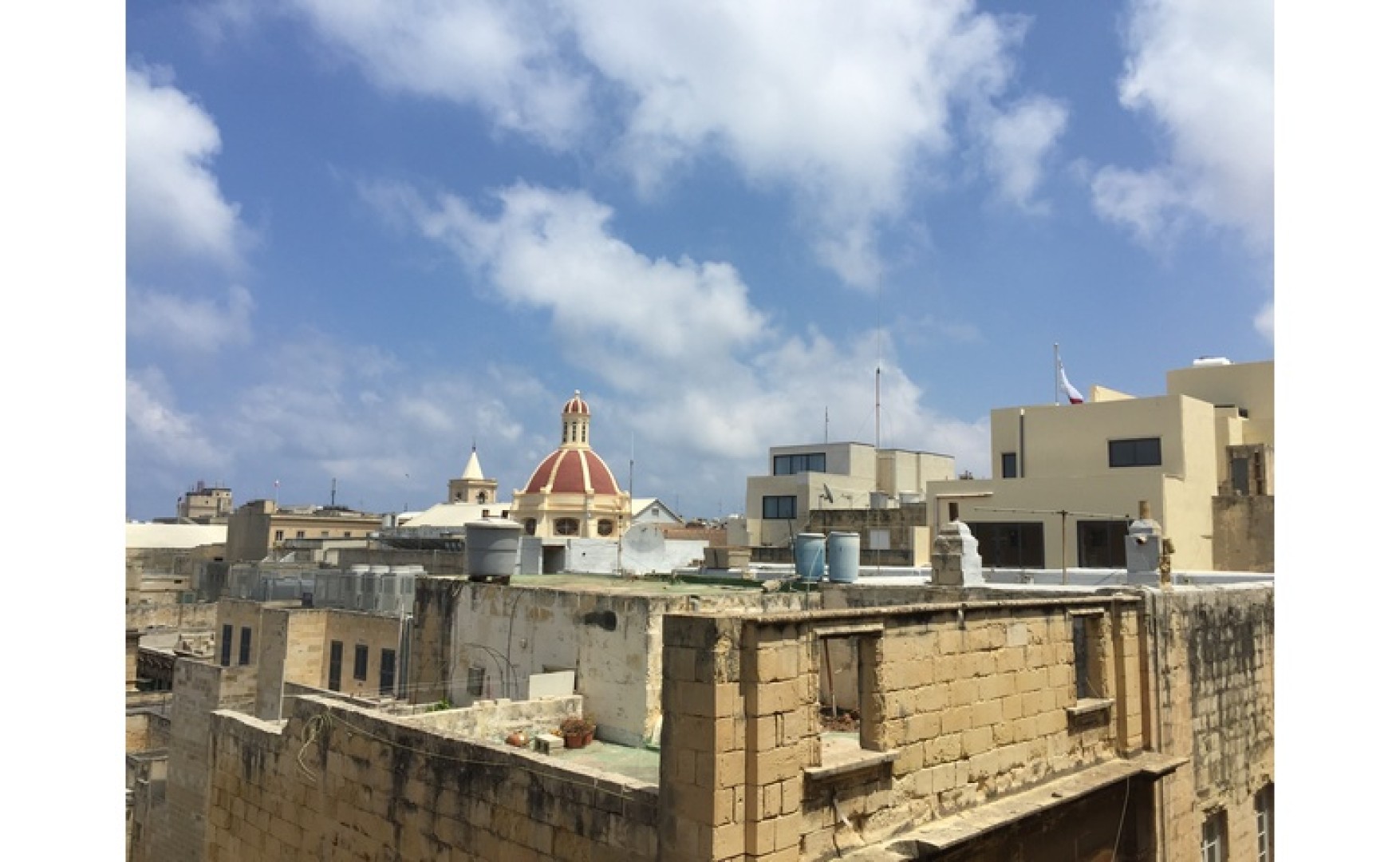 Office to let Malta: 180 sqm Office in Valletta