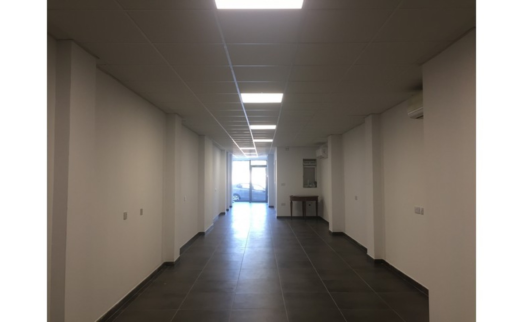 Office to let Malta: Msida 100sqm commercial premises for rent