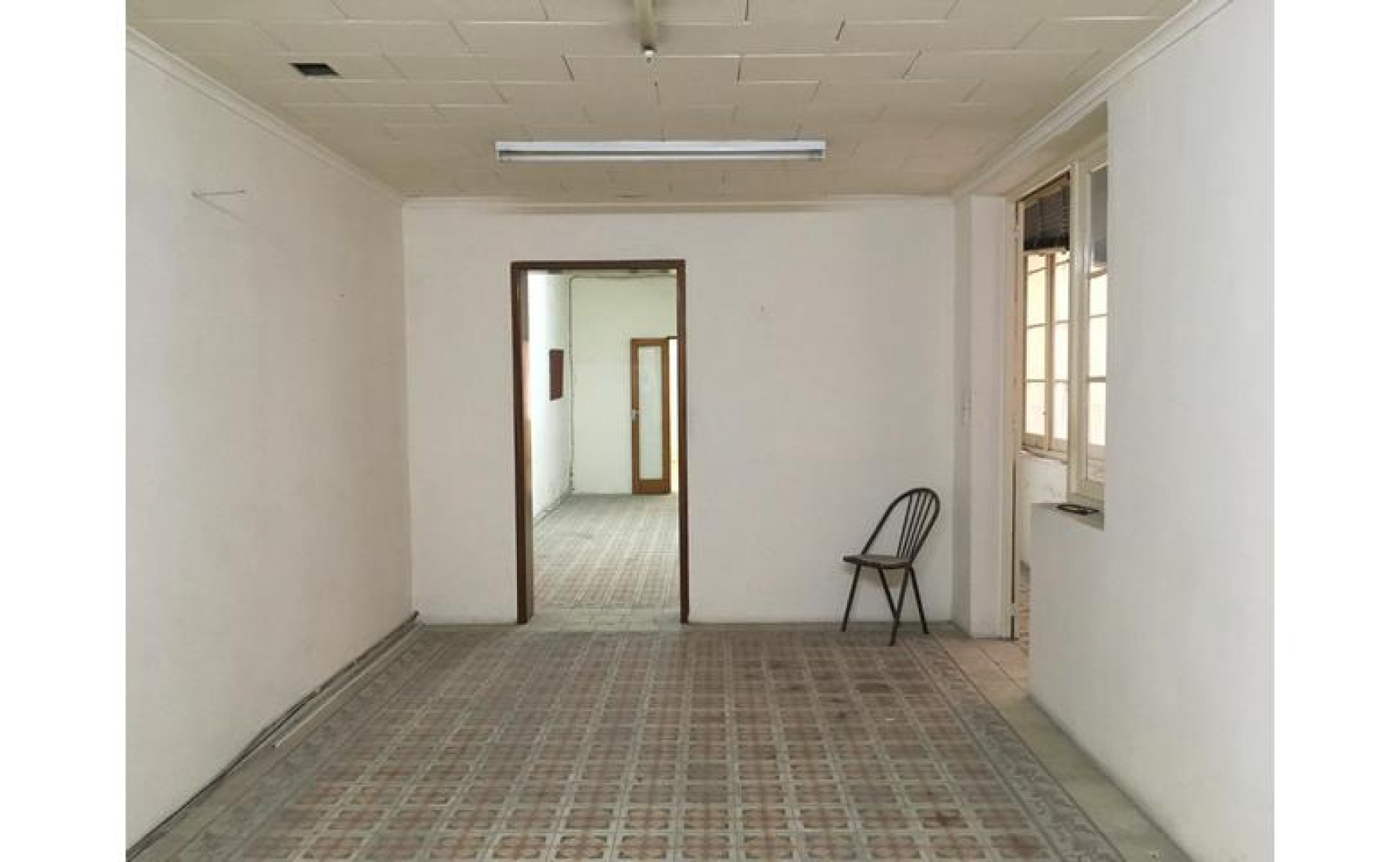 Office to let Malta: Valletta 292sqm commercial premises for rent in converted house