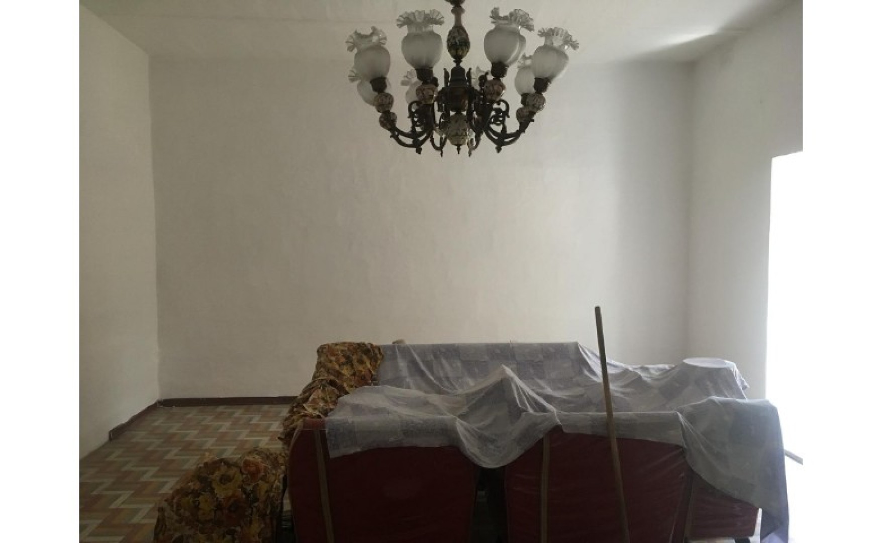 Offices / Apartments for rent in Malta: Spacious Office / Apartment with 3 bedrooms in Floriana