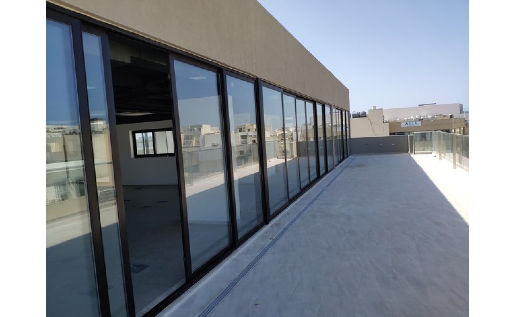 452sqm penthouse office for rent in Gzira