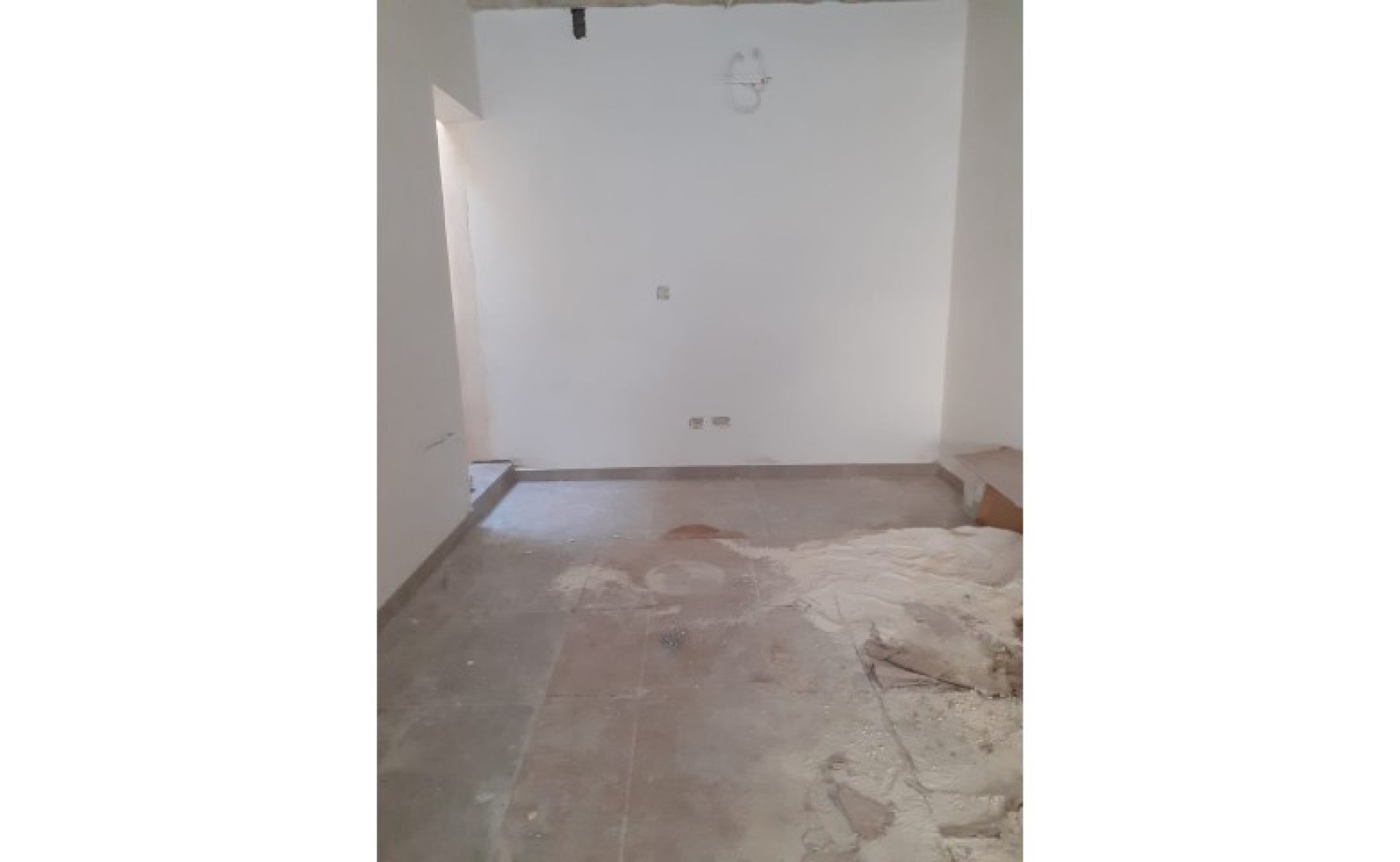 Offices for rent Malta: Brand new 60sqm Naxxar shop / office for rent