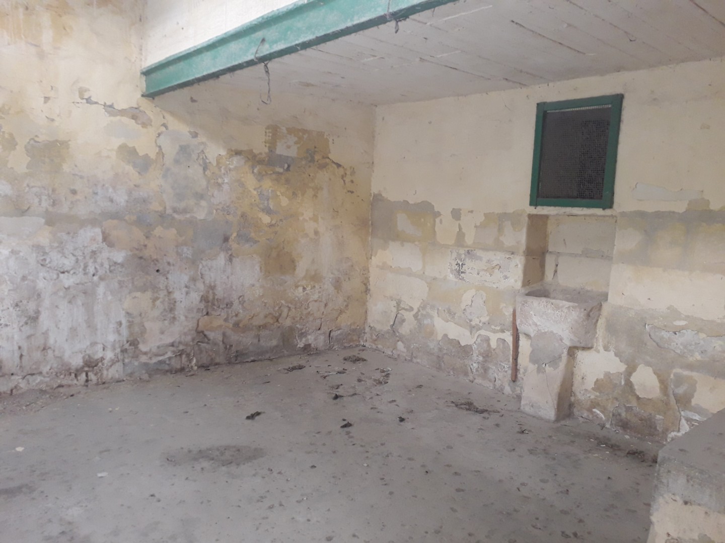 Malta real estate: Huge Unconverted Farmhouse - 820sqm with Large Garden in Mriehel
