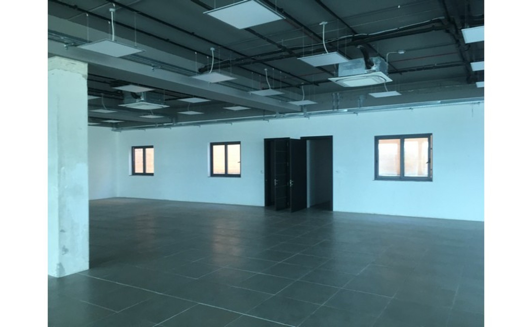 Modern Office space for rent in mriehel with views