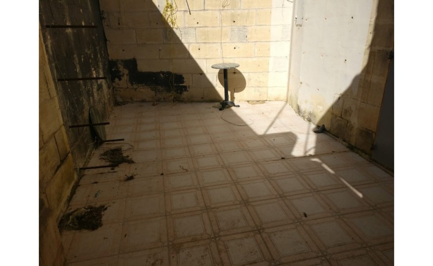 Shops for rent in Malta: 380sqm commercial premises in Rabat situated in a prime area