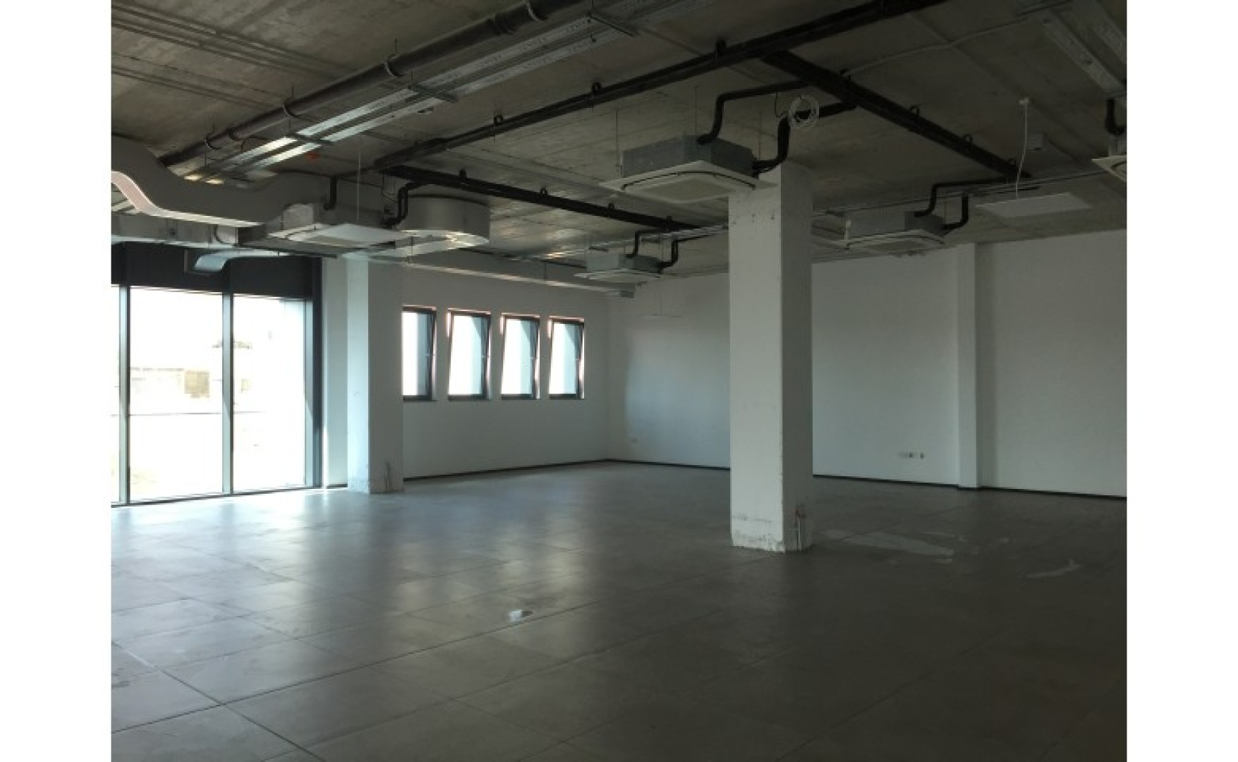 St Venera Modern Office that consists of 480sqm with parking for rent