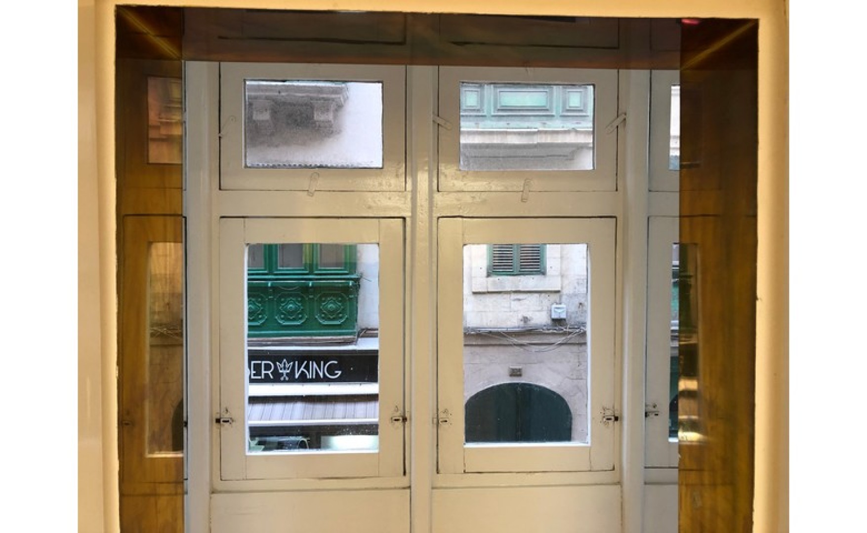 Office to let Malta: Valletta Office Consisting of 100sqm Premises for Rent in St Pauls Street