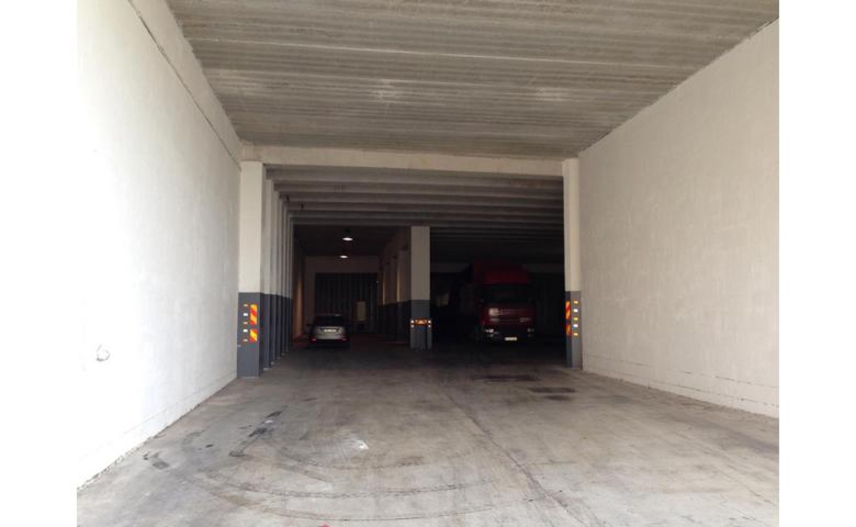 Warehouses for rent in Malta: 800 square metre Warehouse for Rent in Handaq Qormi