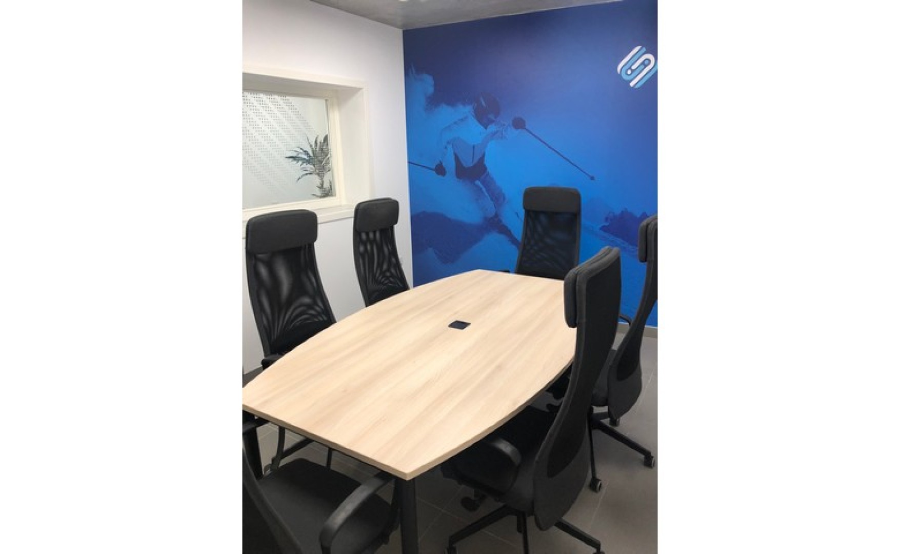 Corner Shop or Office for rent in Malta: Sliema 180sqm property to let