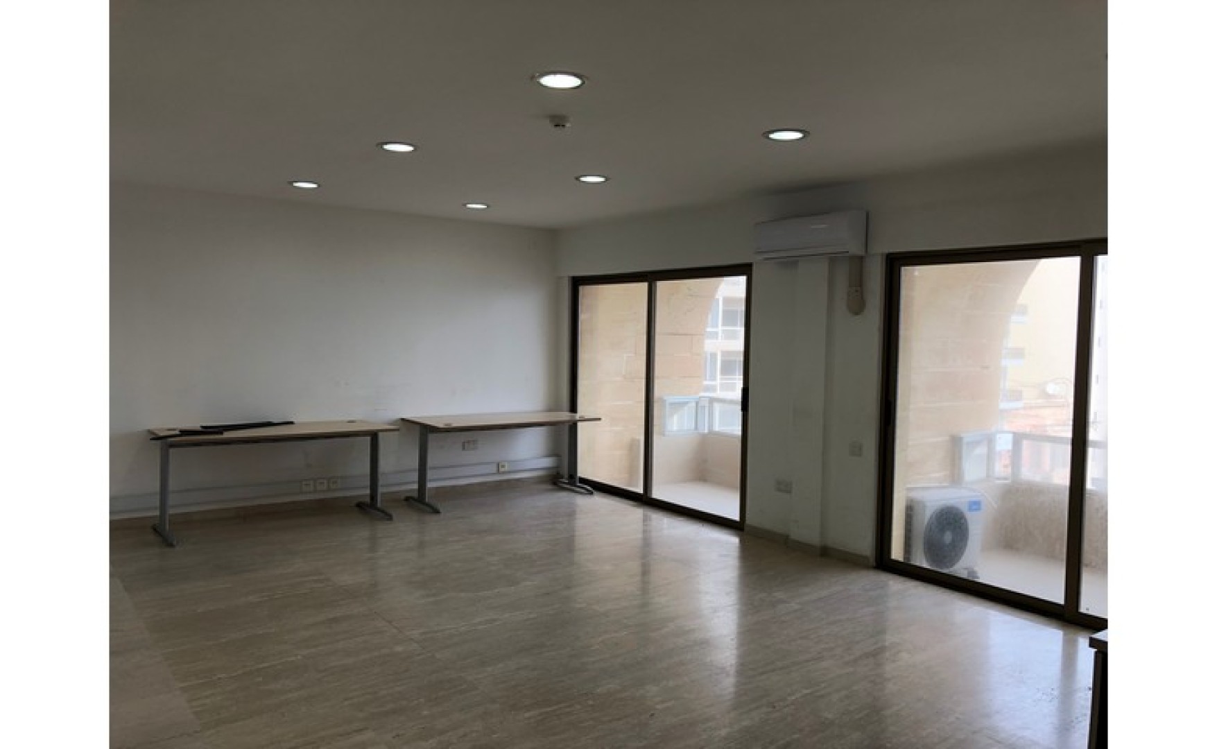 Seafront Office that Consists of 300sqm for rent in sliema