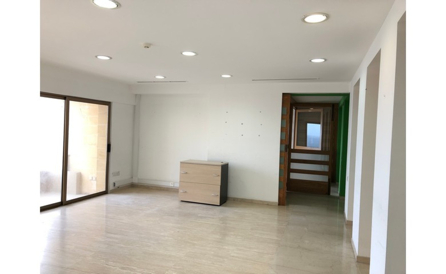 Seafront Office that Consists of 300sqm for rent in sliema