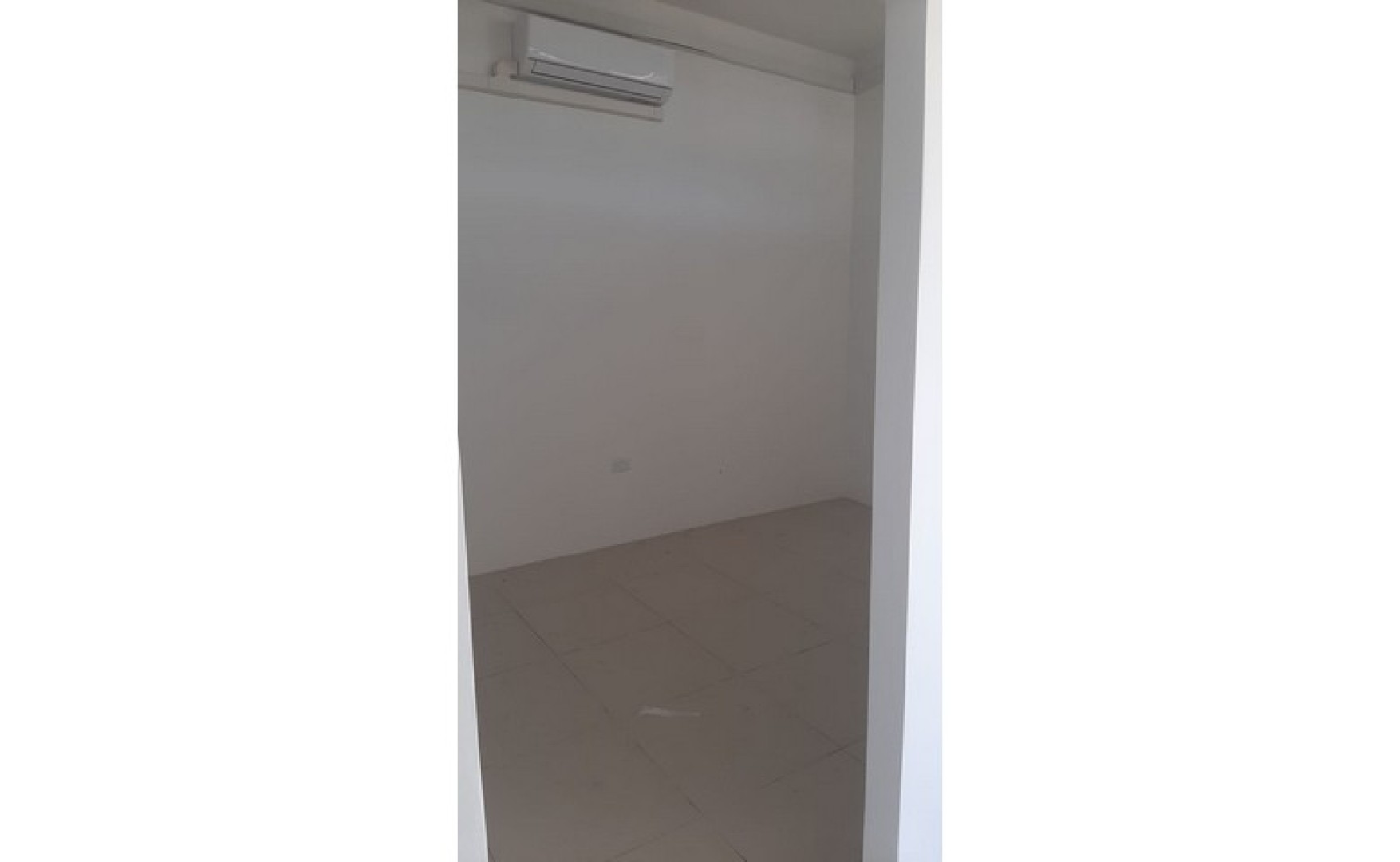 Qormi 180 SQM office to let on first floor