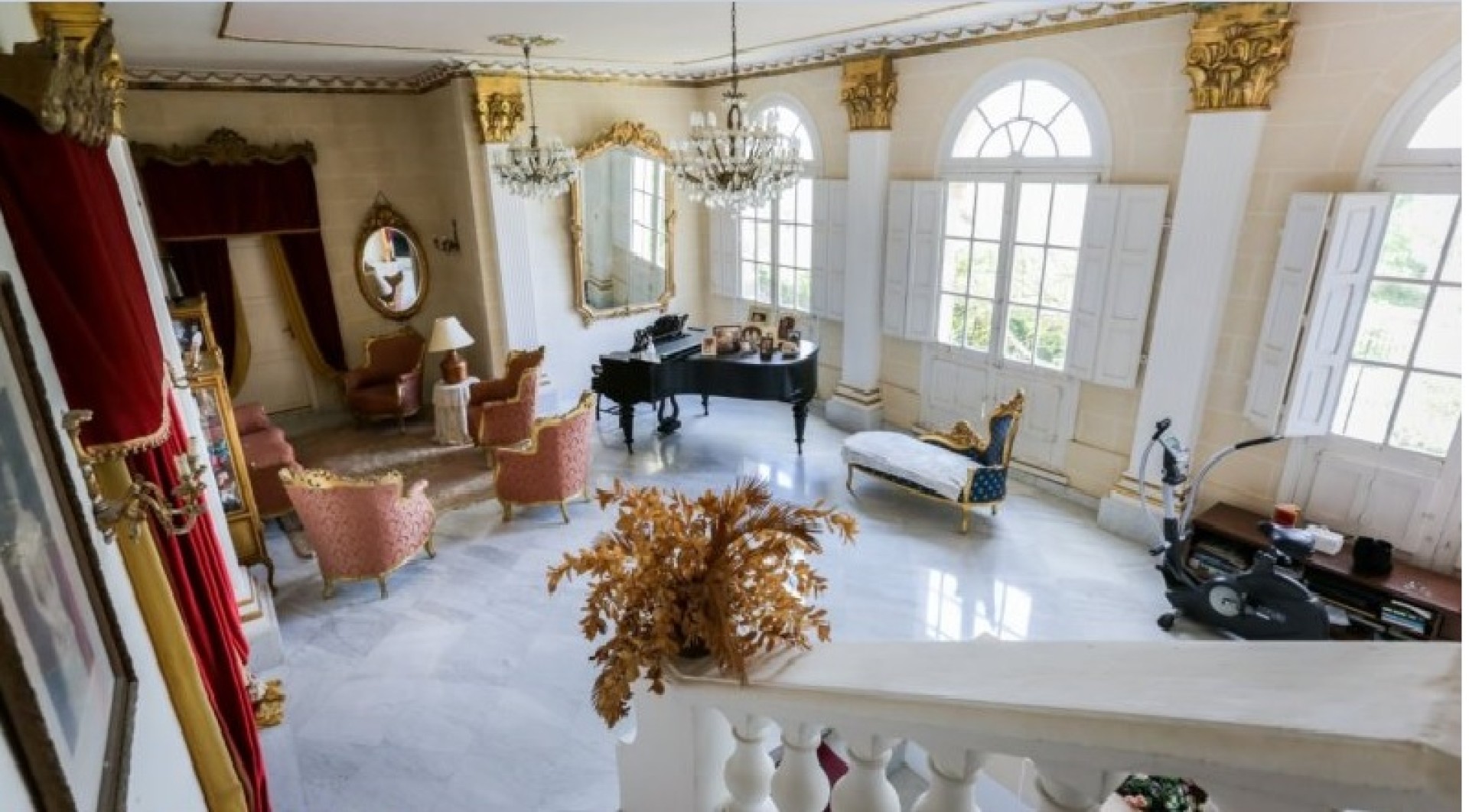 One of a kind Palazzo with Pool and vast Gardens for sale in Wardija