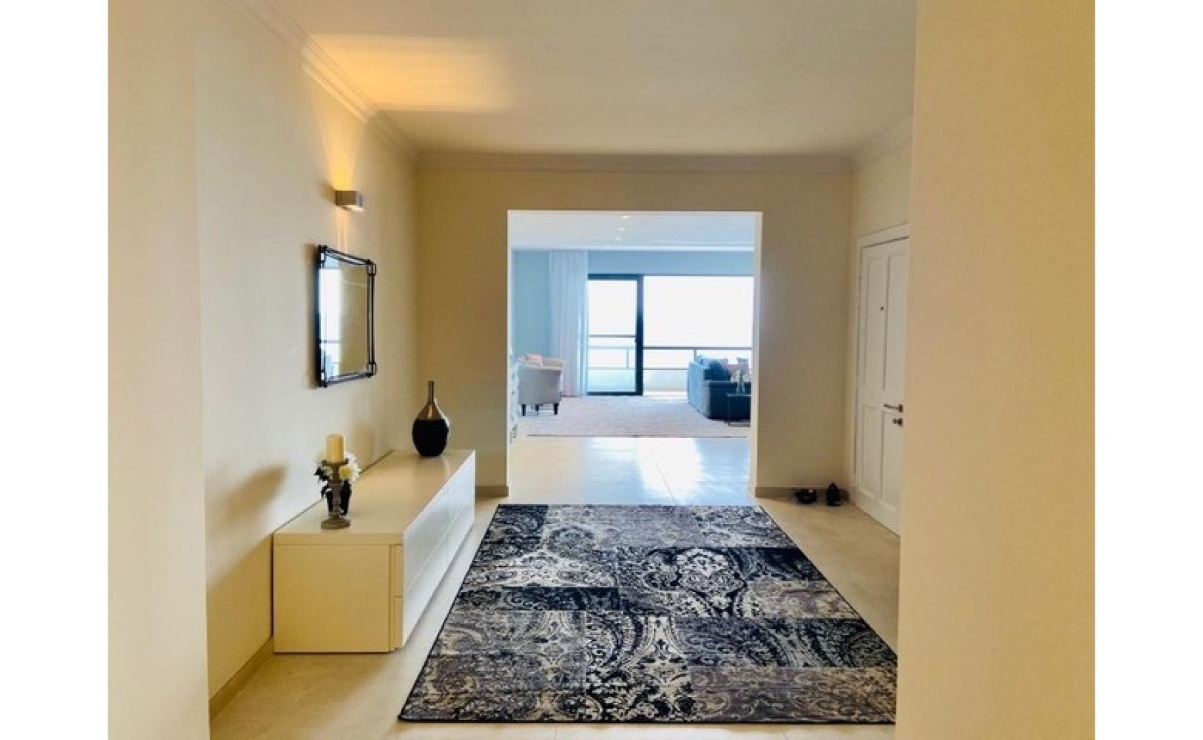 A Well finished Spacious Seafront 3 bedroom Apartment