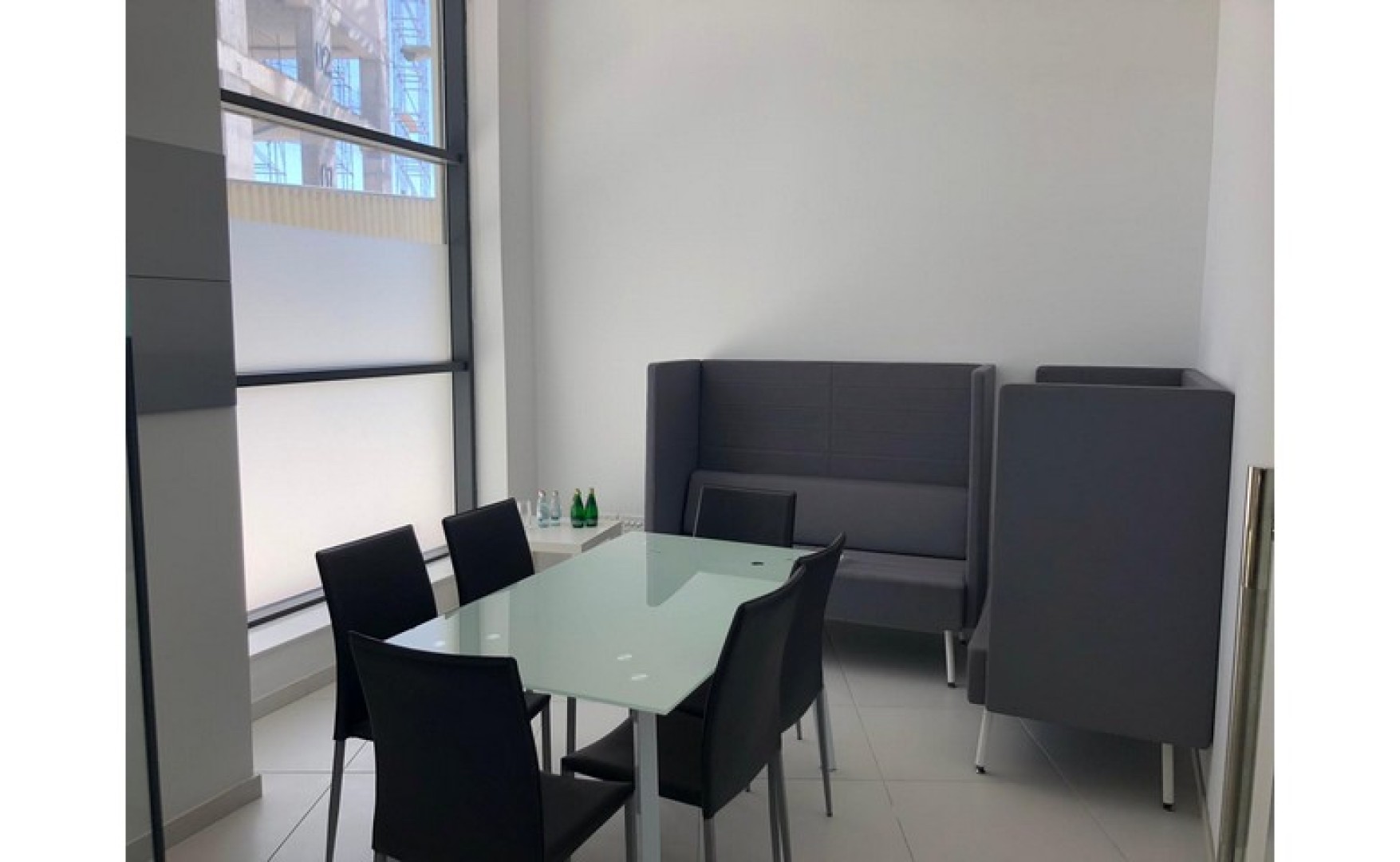 Office for Rent in Prime Location Julians with Area of 500 sqm in a Business Centre