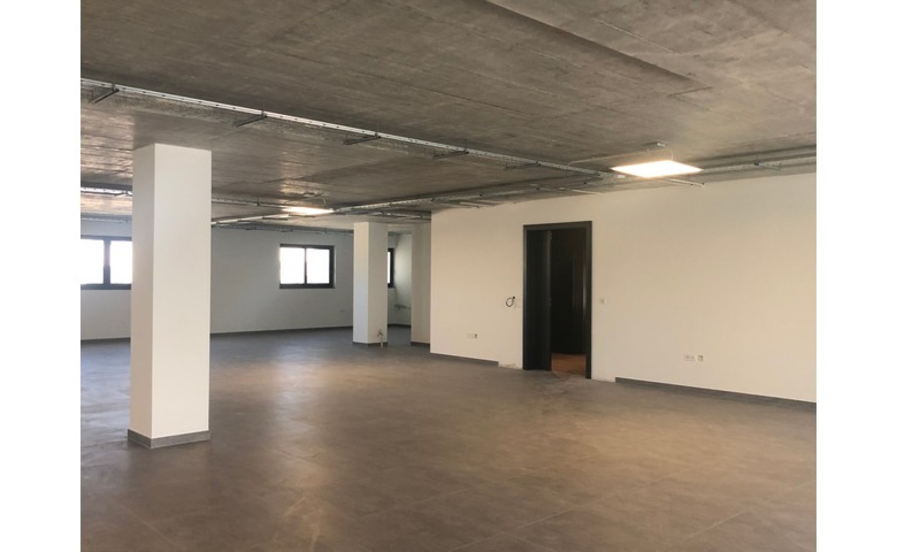 Office space for rent in Ta Xbiex that consists of 422 sqm