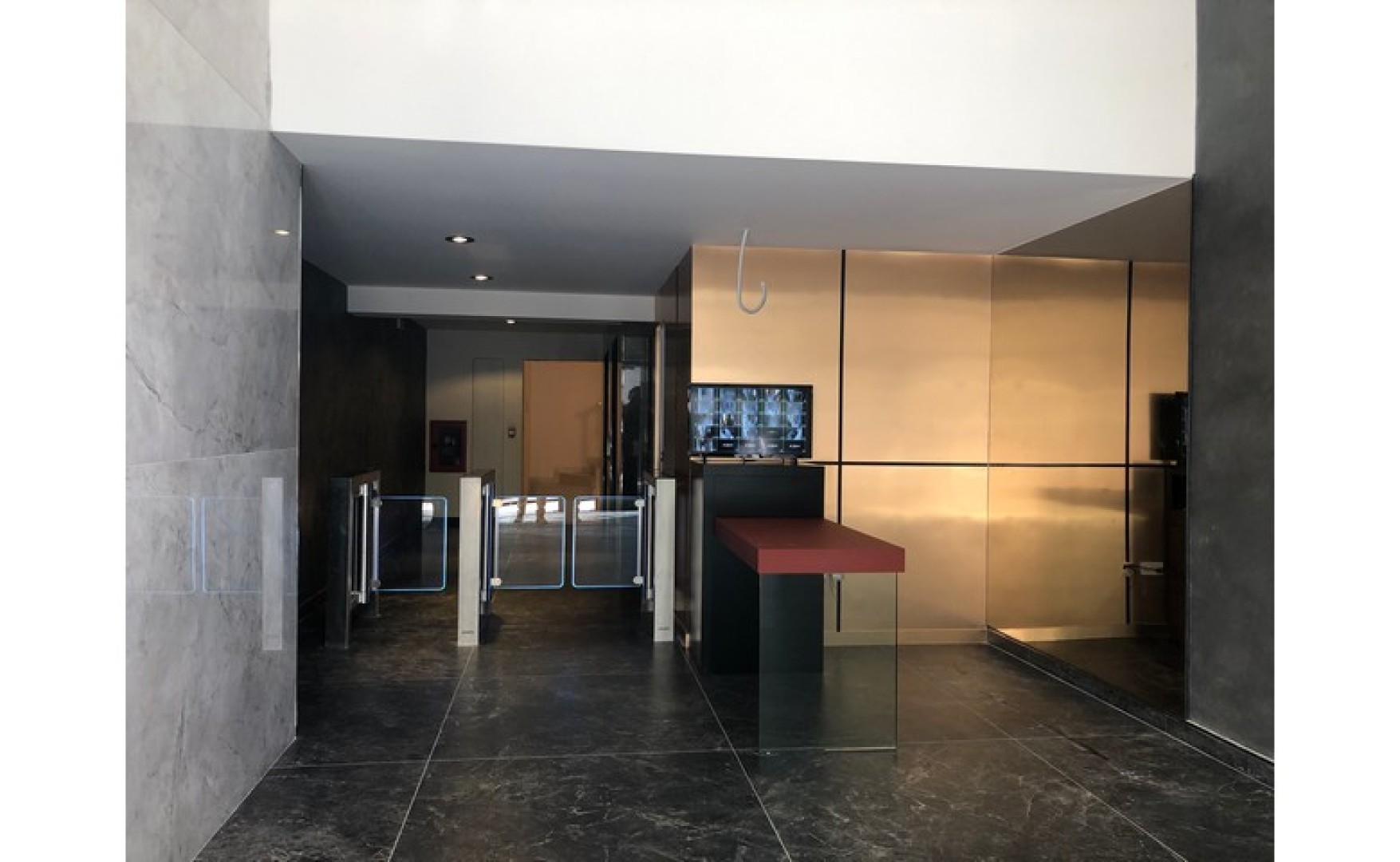 Office space for rent in Ta Xbiex that consists of 422 sqm