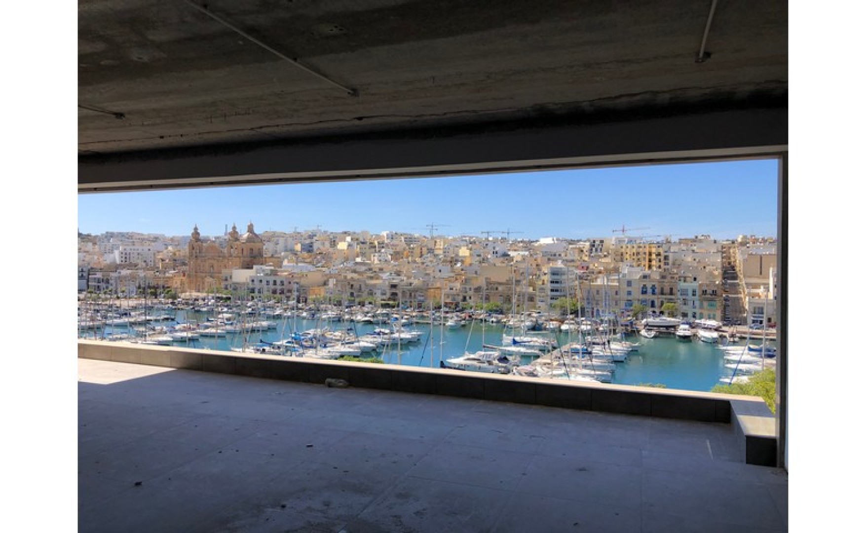 Offices for rent Malta: Pieta office with seaviews and fully furnished , optional parking available