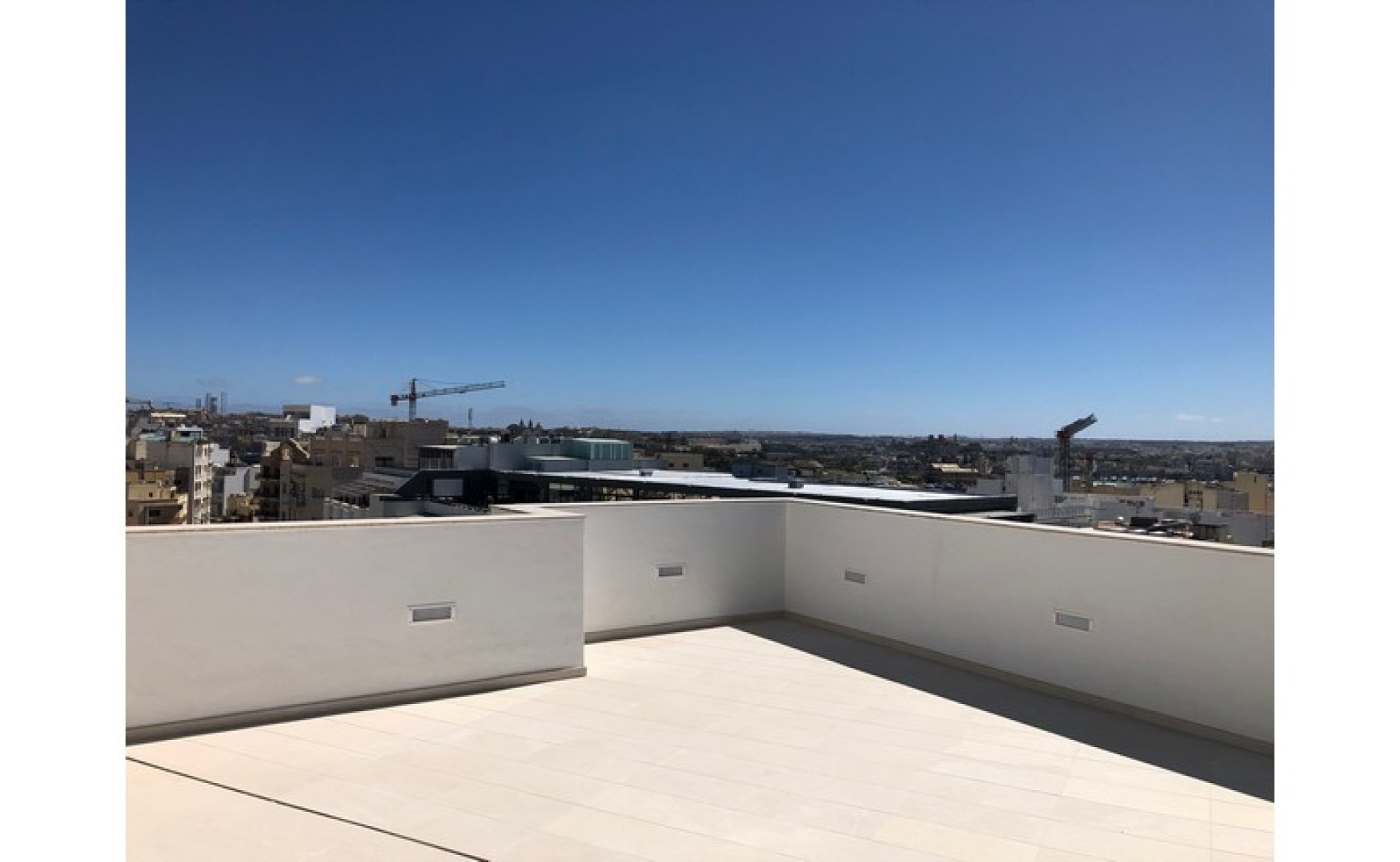 Modern Office with seaviews for rent in Sliema
