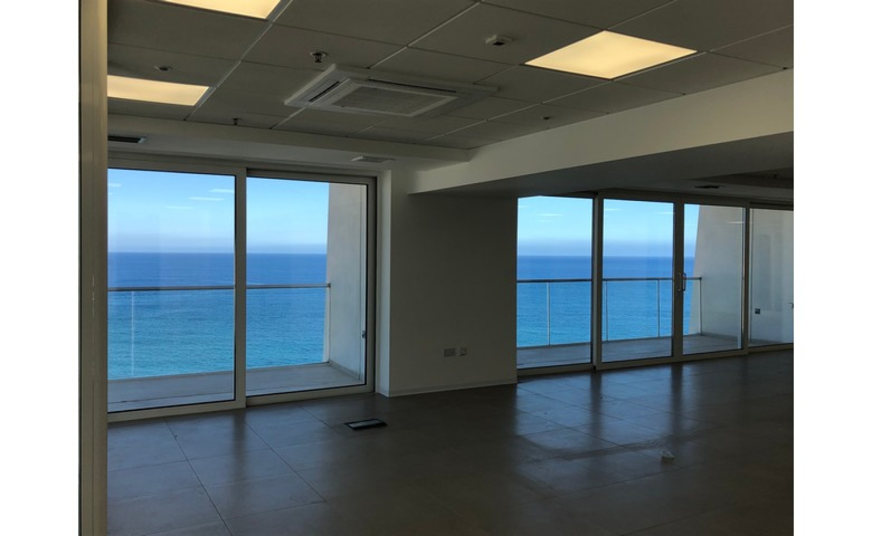 Modern Office with seaviews for rent in Sliema