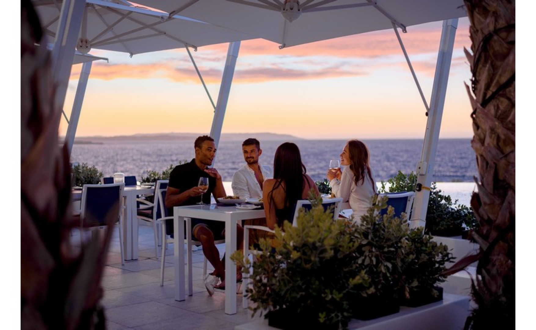 Short Lets Malta: Panoramic Venue for Private functions and Parties with Infinity Pool !