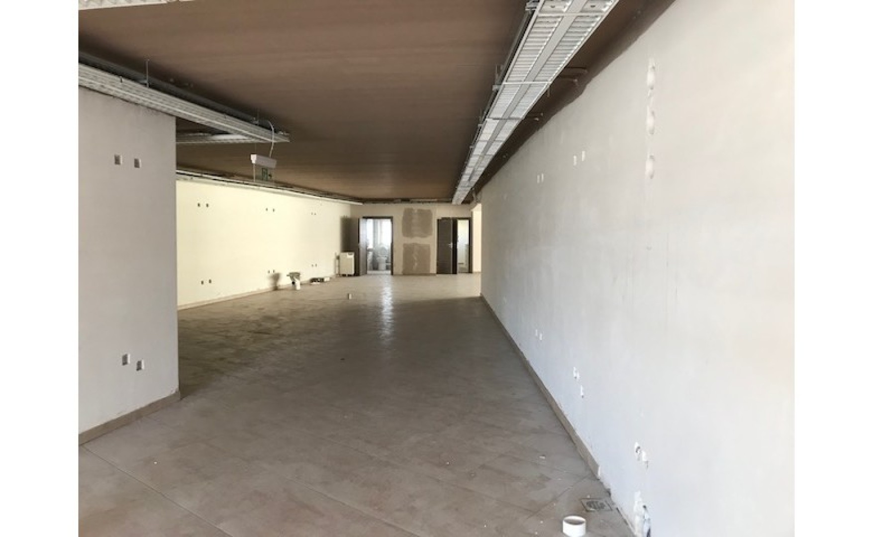 Office for rent in Santa Venera with an area of 550sqm