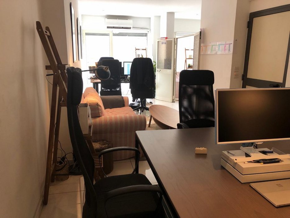 80sqm shop/office to let in St Julians